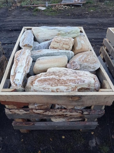 Златолит жёлтый, жёлто-зелёный глыбки и валуны для ланшафтного дизайна купить в Ногинску