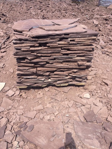 Плитняк лемезит бордовый для цоколя 1,5-2 см купить в Ногинску