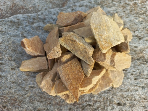 Златолит жёлтый декоративная каменная крошка купить в Ногинску