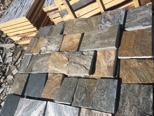 Плитка пилёная златолит Уральский для цоколя, отмостки купить в Ногинску