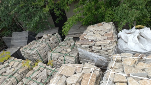 Гранитный плитняк галтованный для парковки купить в Ногинску