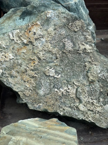 Ландшафтные глыбы зелёные 200-500 килограмм купить в Ногинску