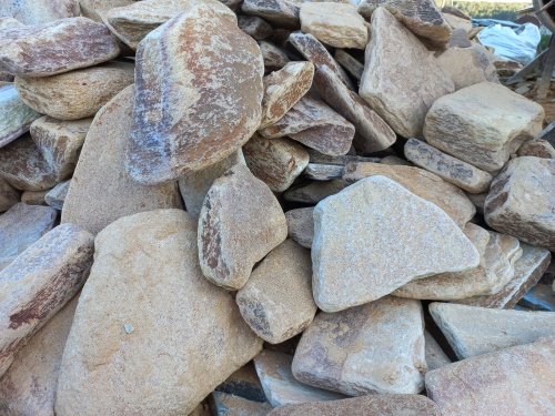 Златолит жёлтый, жёлто-зелёный глыбки и валуны для ланшафтного дизайна купить в Ногинску