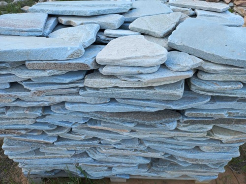 Плитняк златолит зелёный галтованный для цоколя купить в Ногинску